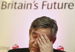 Premié Gordon Brown si nechal proplatit peníze za úklid bytu.